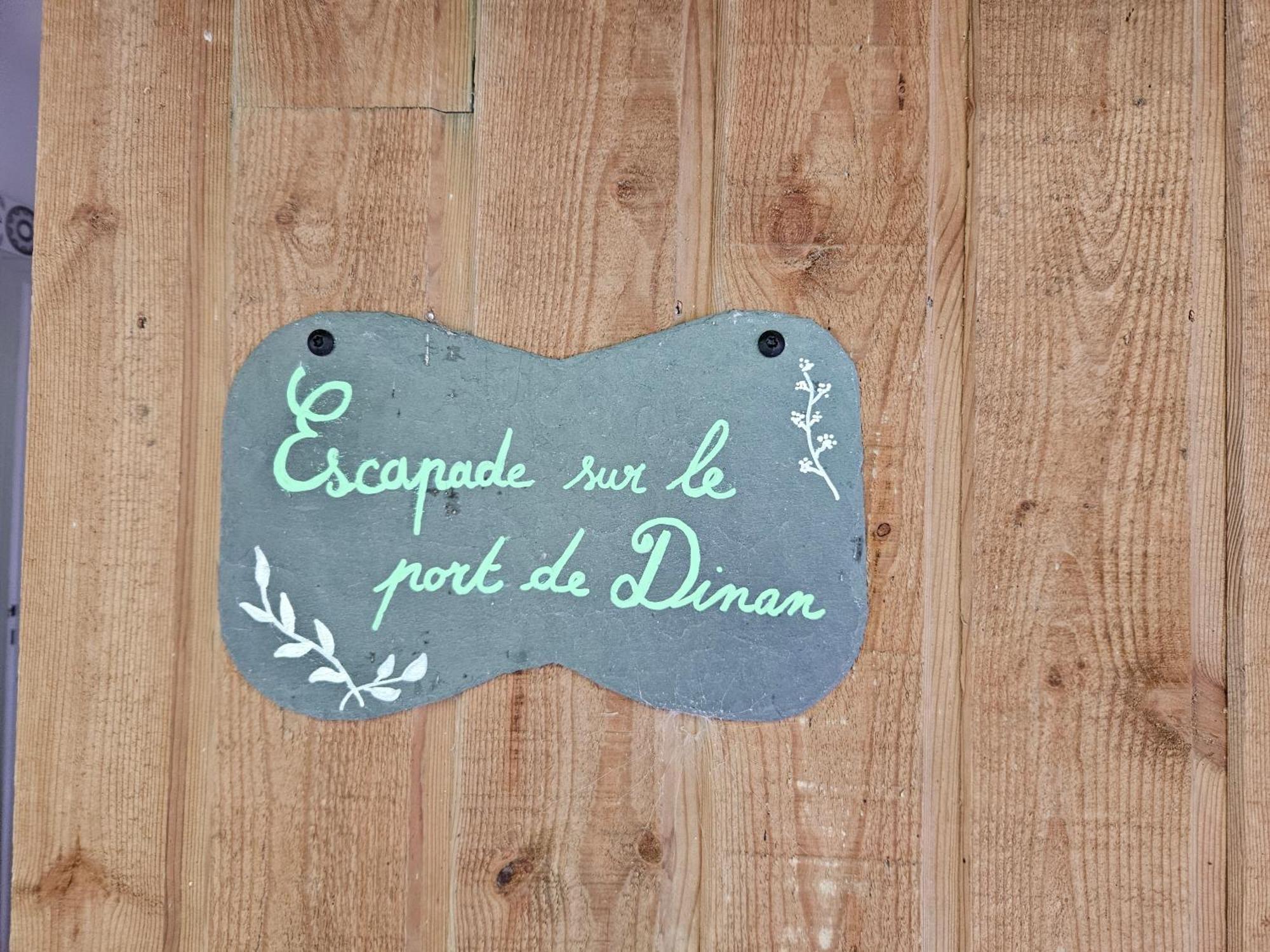 Escapade Sur Le Port De * Dinan